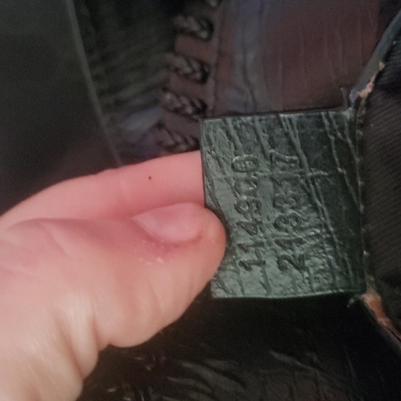 ABSOLUTELY GORGEOUS GUCCI  LARGE BAG - Picture 4 of 10